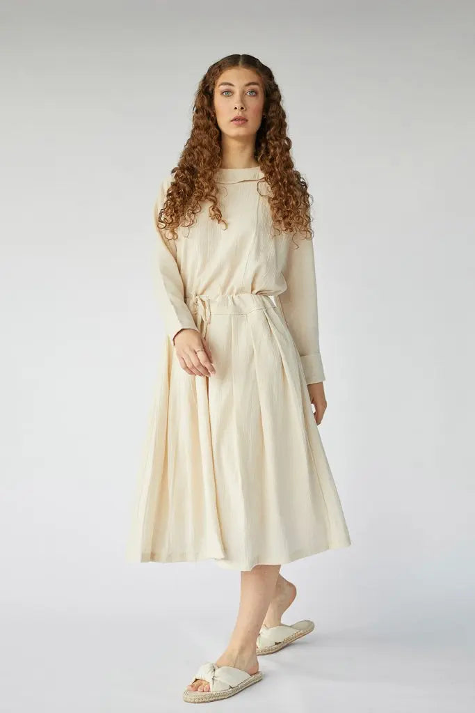 Cream Libra White Canvas 