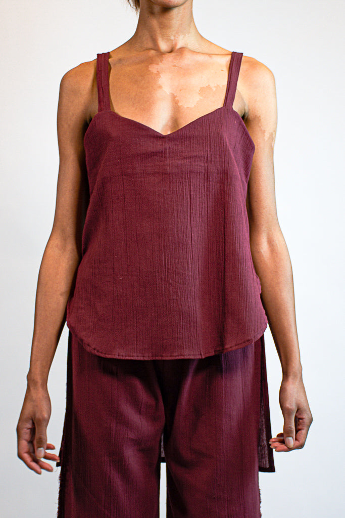 MAROON DAPHNE TOP